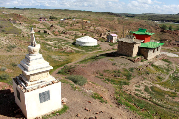 What to Expect When Visiting Ongi Monastery